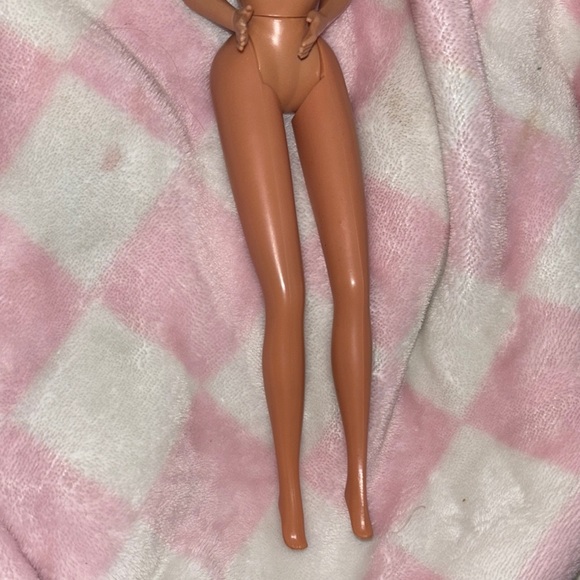 Party in Pink Barbie with original earrings - Picture 2 of 7